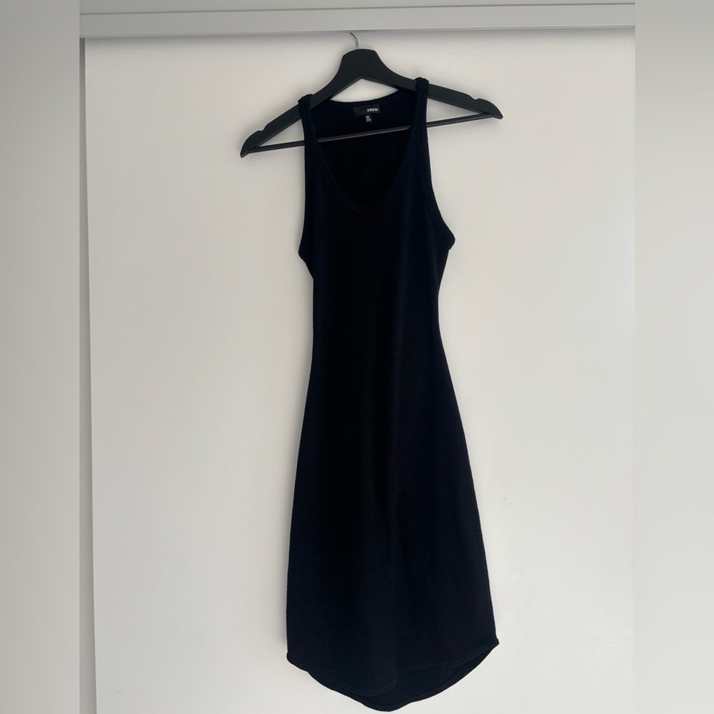 Aritzia Wilfred Free Yasmin Black Sleeveless Dress with back cutout
